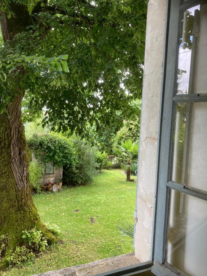 Montboyer 7 Dagnaud De La Tude Our Family Farmhouse Style Home With En-Suite מראה חיצוני תמונה